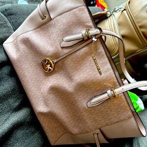 michael kors big bag pink